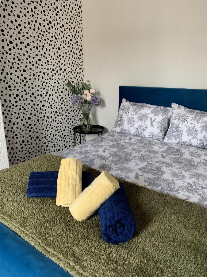 House Of Cosy Dots Villa Northampton Exterior photo