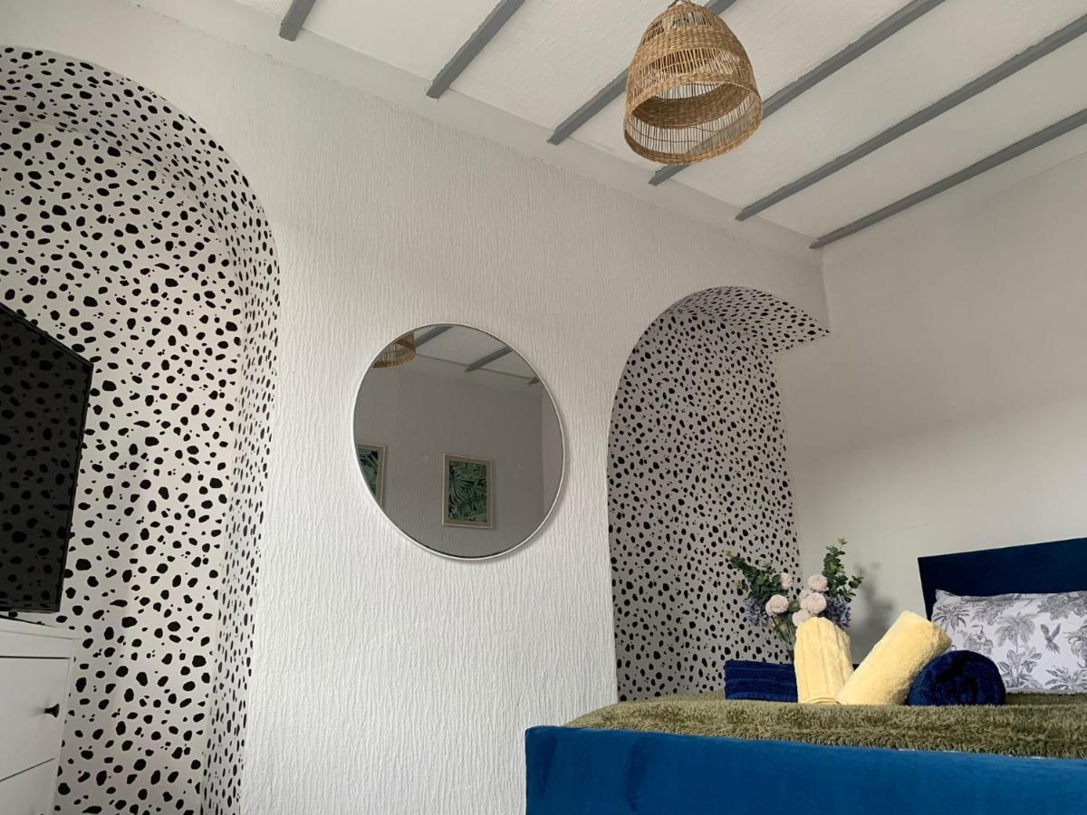 House Of Cosy Dots Villa Northampton Exterior photo