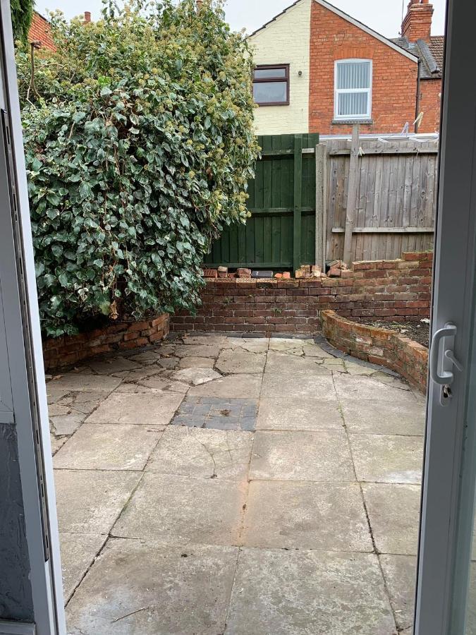 House Of Cosy Dots Villa Northampton Exterior photo