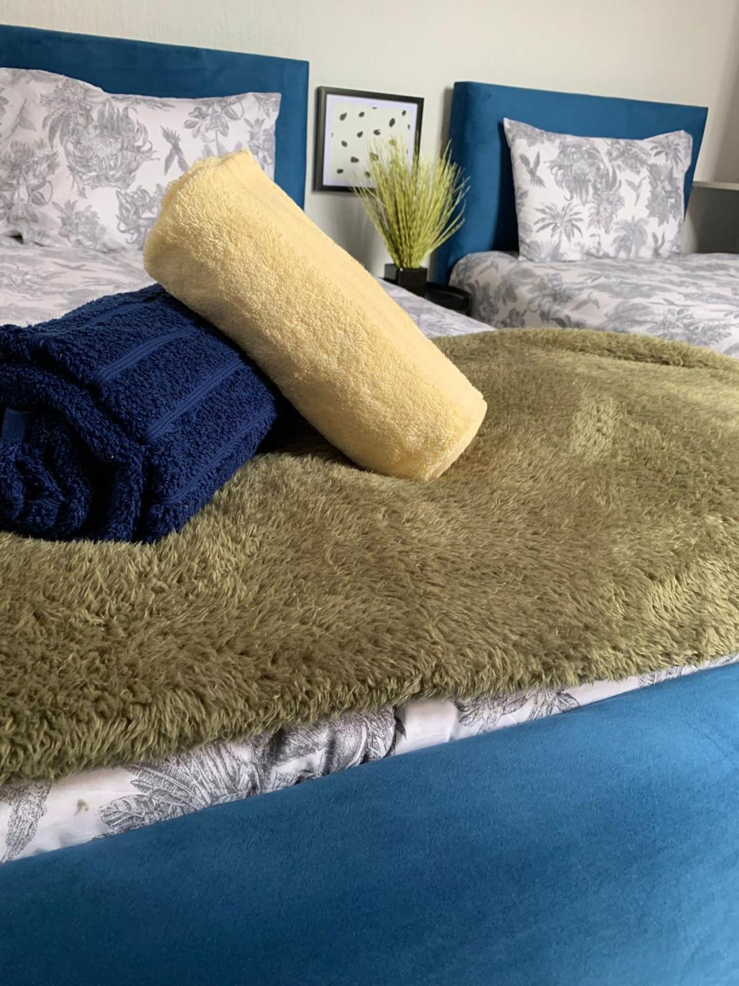 House Of Cosy Dots Villa Northampton Room photo