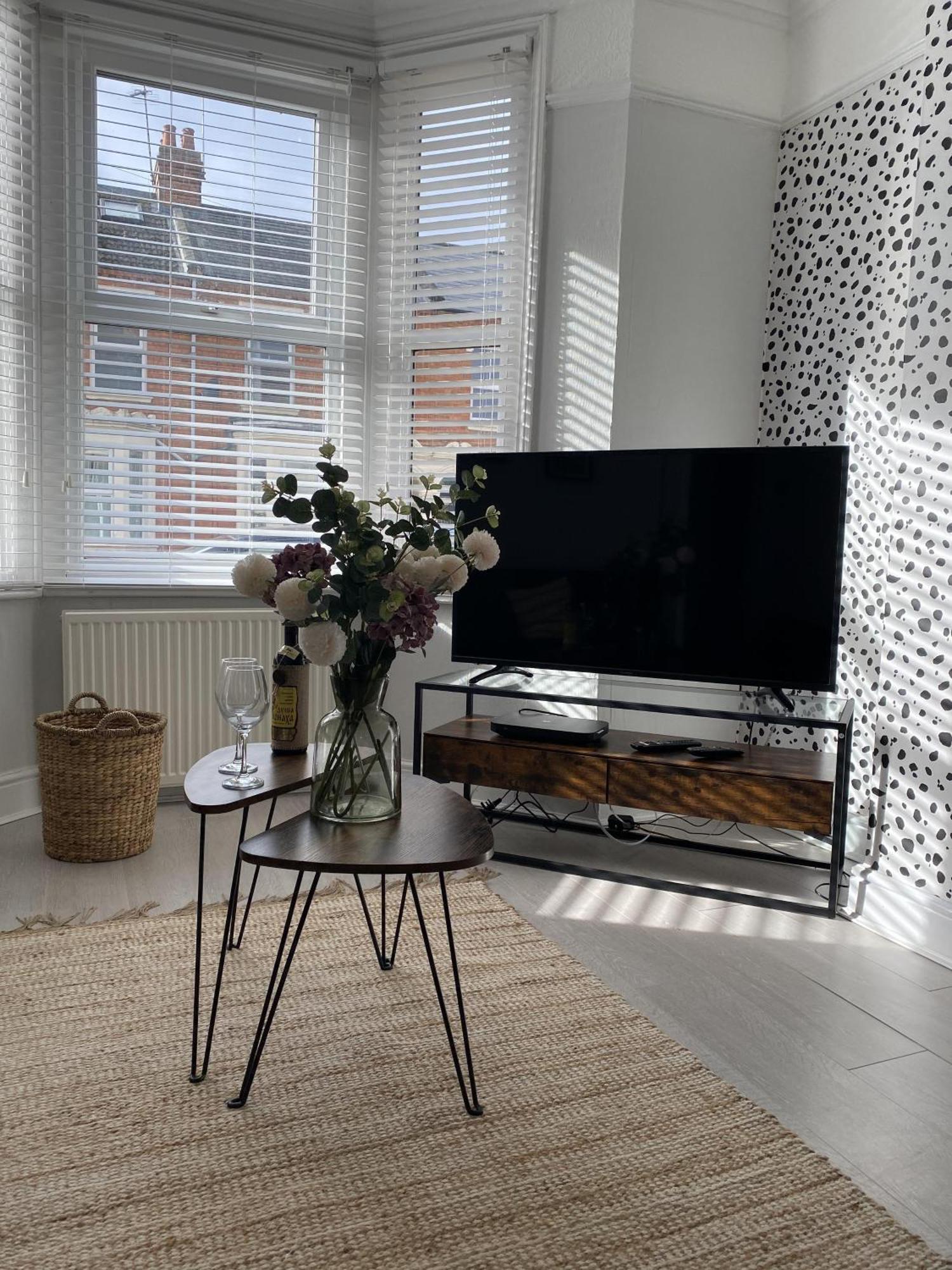 House Of Cosy Dots Villa Northampton Room photo